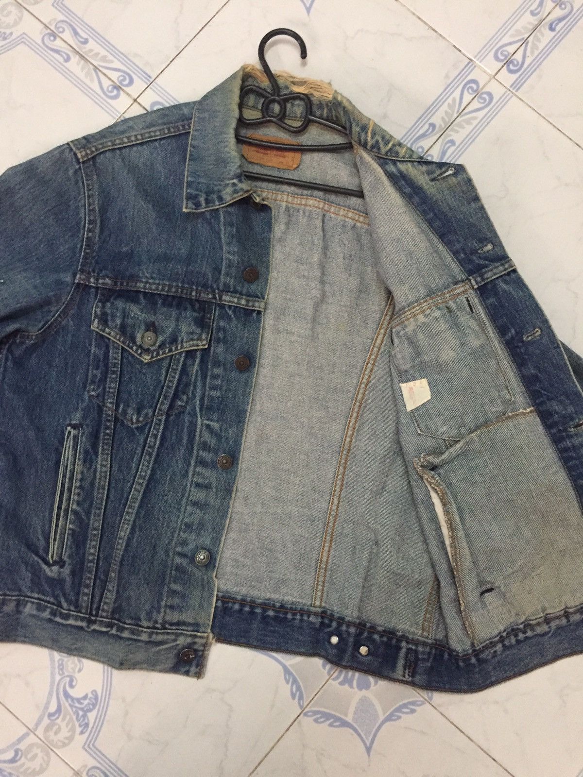 Levi's Levis 70506 Trucker Denim Jacket Small e Made in Canada Size US M / EU 48-50 / 2 - 17 Thumbnail