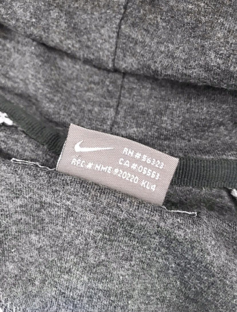 Nike Vintage Nike Hoodie Size US M / EU 48-50 / 2 - 5 Thumbnail
