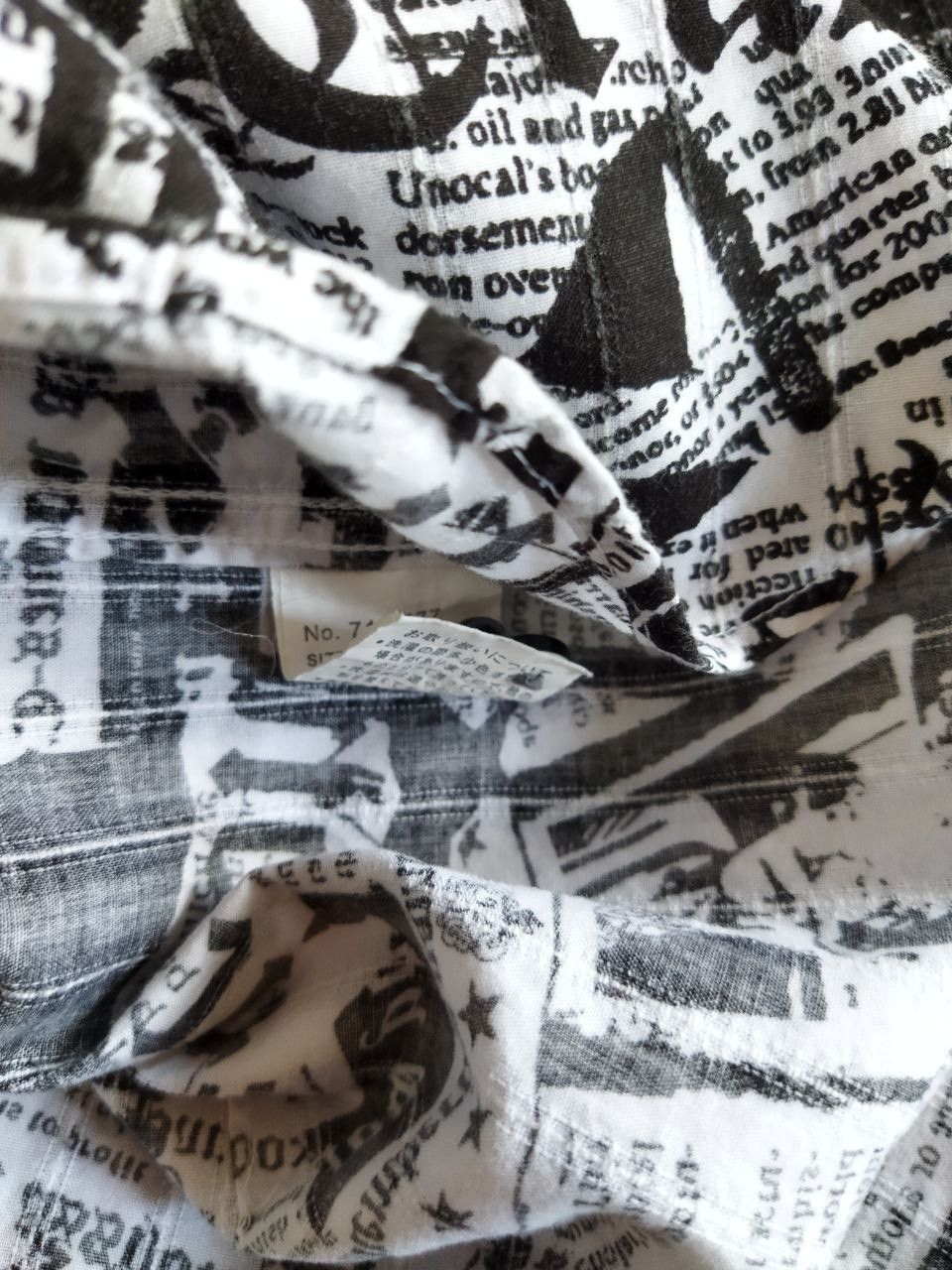 Japanese Brand Additive Japan Paper Style Overprint Shirt - Size L Size US L / EU 52-54 / 3 - 8 Thumbnail