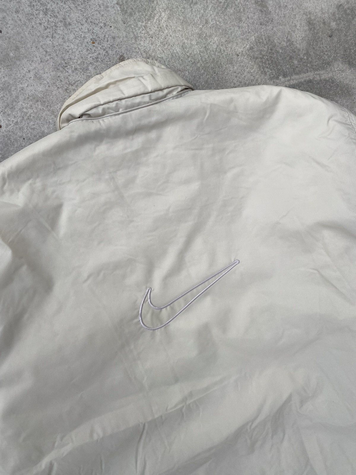Nike Vintage 90s Nike Big Logo Spell Out Light Long Jacket Size US L / EU 52-54 / 3 - 7 Thumbnail