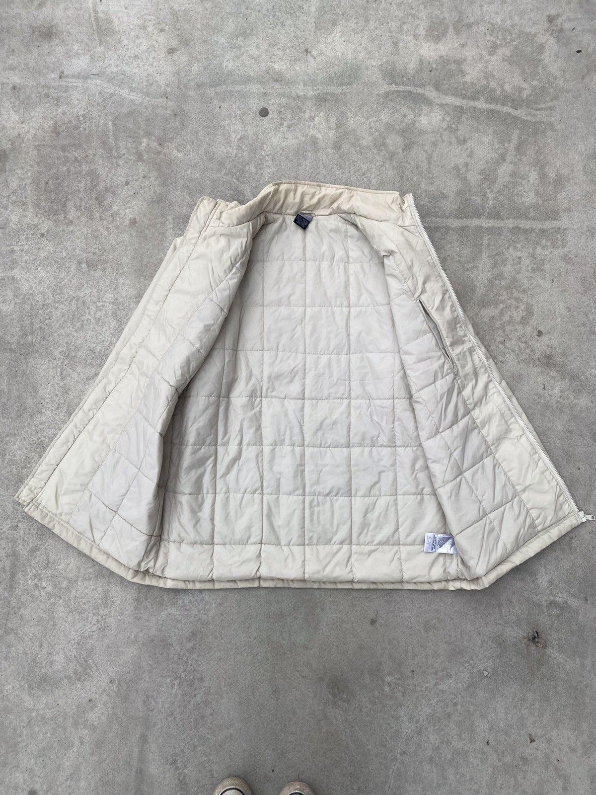 Nike Vintage 90s Nike Big Logo Spell Out Light Long Jacket Size US L / EU 52-54 / 3 - 5 Thumbnail