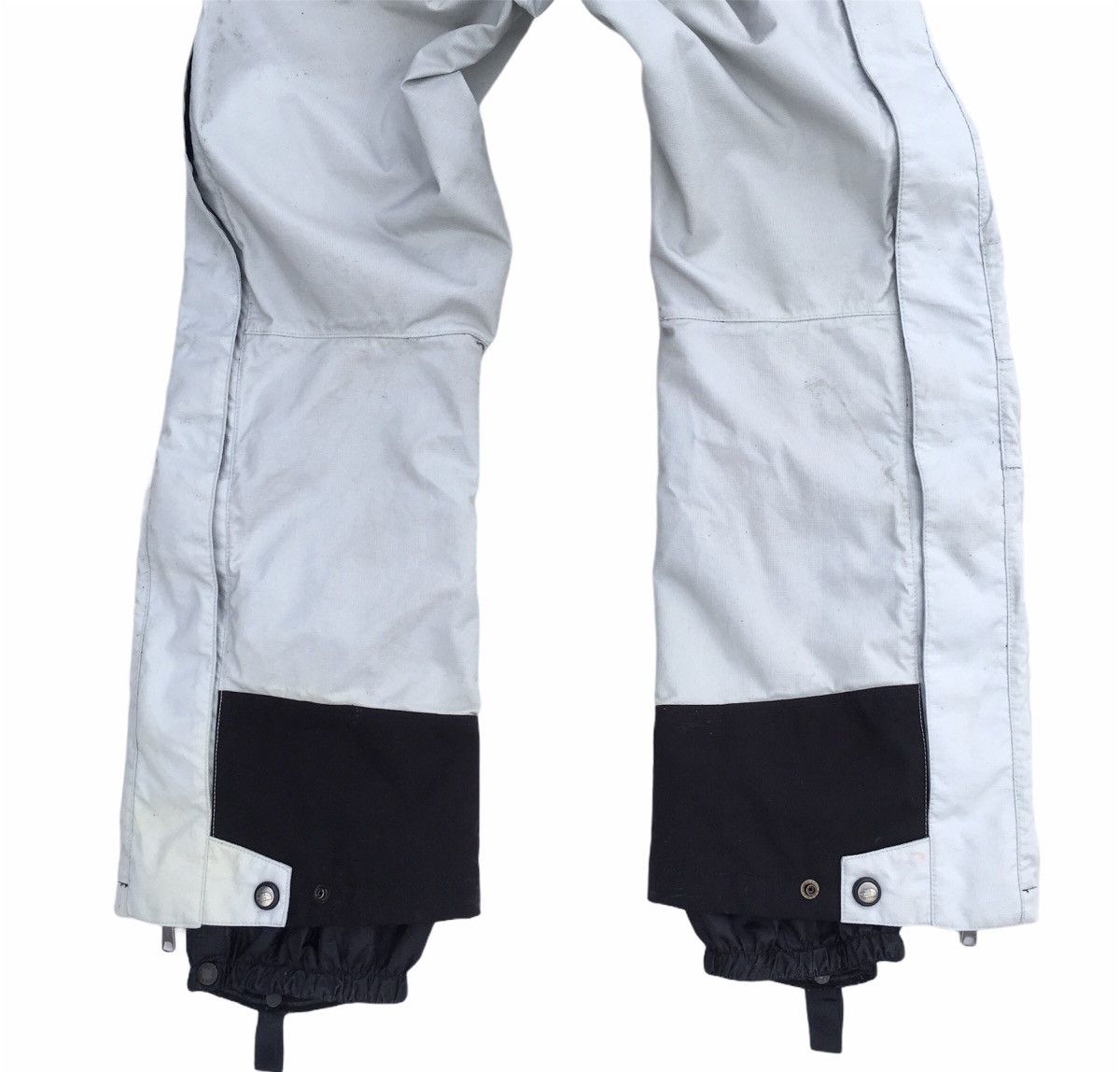 The North Face The North Face Dermizax Overall/Jumpsuits Ski Men’s M Size US 30 / EU 46 - 9 Thumbnail