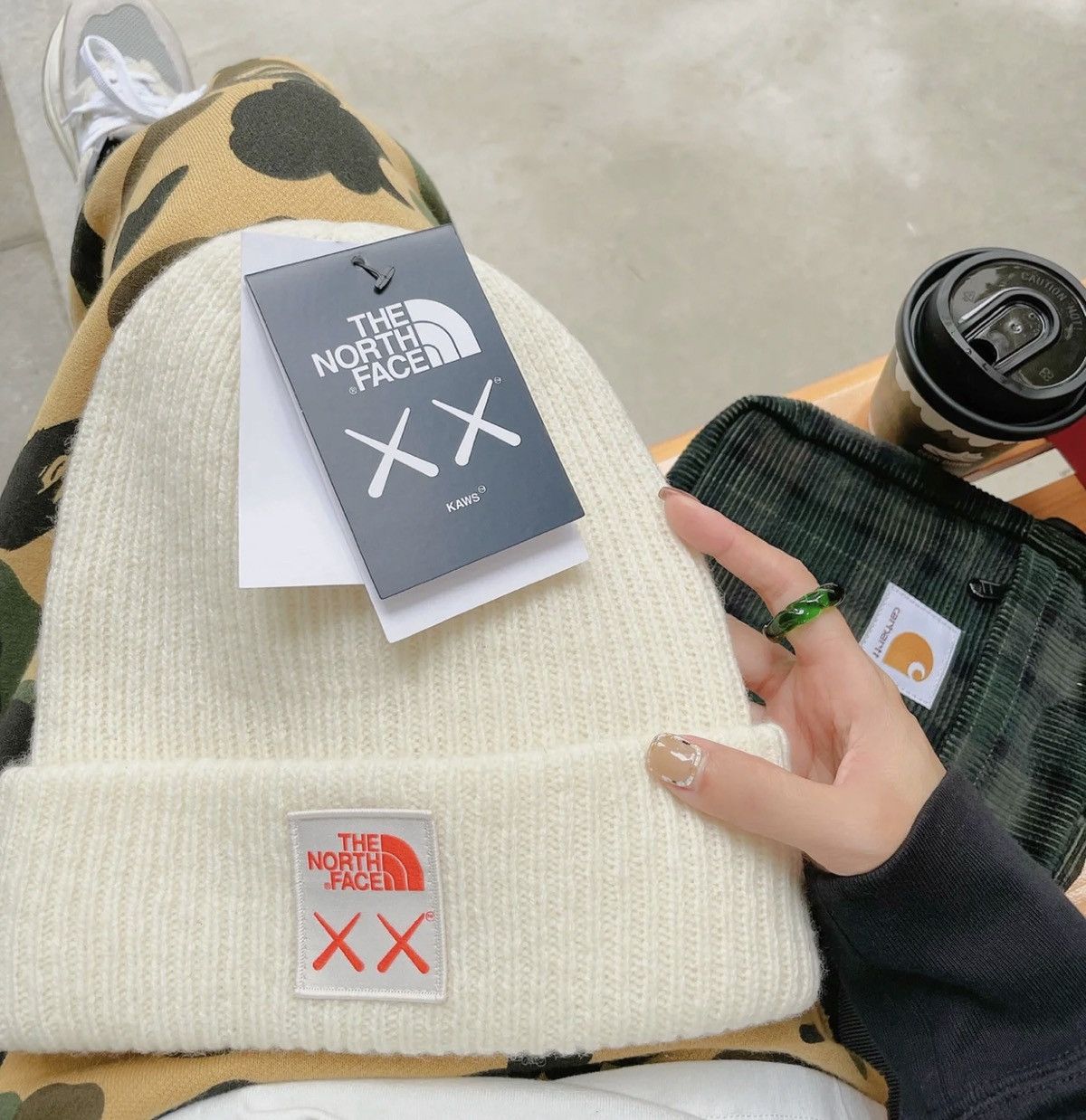 Kaws × The North Face Kaws x The North Face Beanie Size ONE SIZE - 9 Thumbnail