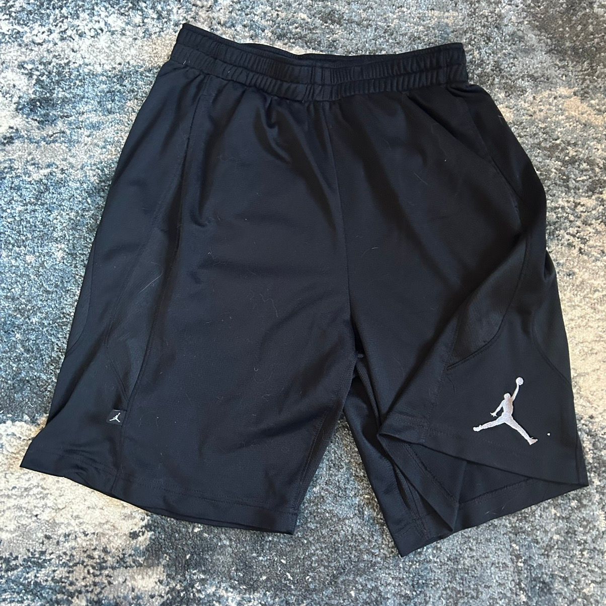 Nike 3-pack 2010s Michael Jordan Mesh Dri-fit basketball shorts Size US 31 - 3 Thumbnail