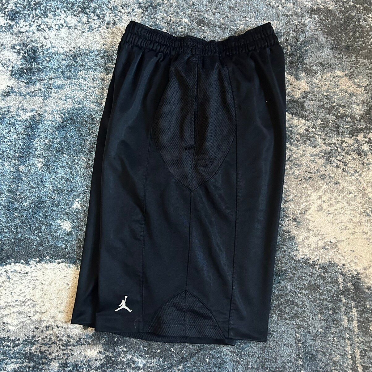 Nike 3-pack 2010s Michael Jordan Mesh Dri-fit basketball shorts Size US 31 - 14 Thumbnail