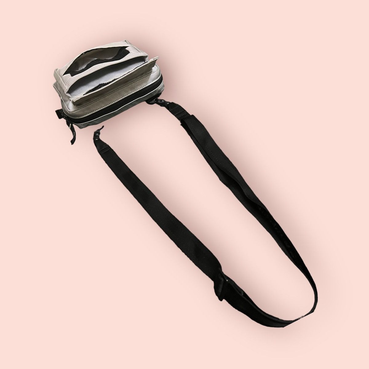 Japanese Brand VINTAGE PORTER WAIST POUCH/CROSSBODY SLING BAG Size ONE SIZE - 21 Thumbnail