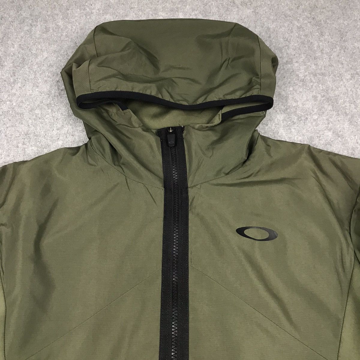 Oakley × Vintage MILITARY COLOUR OAKLEY LIGHT JACKET Y2K ZIPPIER JACKET Size US XL / EU 56 / 4 - 2 Thumbnail