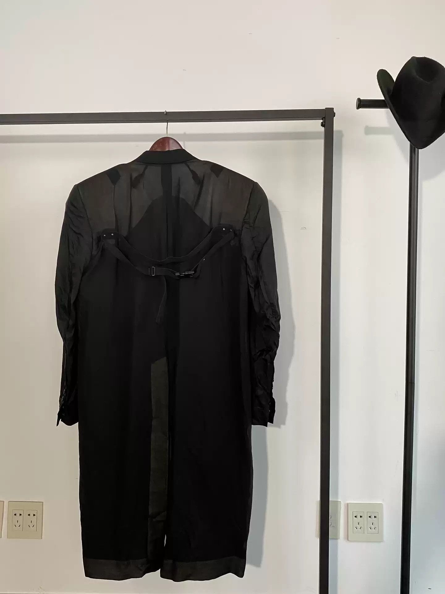 Rick Owens Rick Owens ro black shoulder pad coat Size US S / EU 44-46 / 1 - 2 Thumbnail