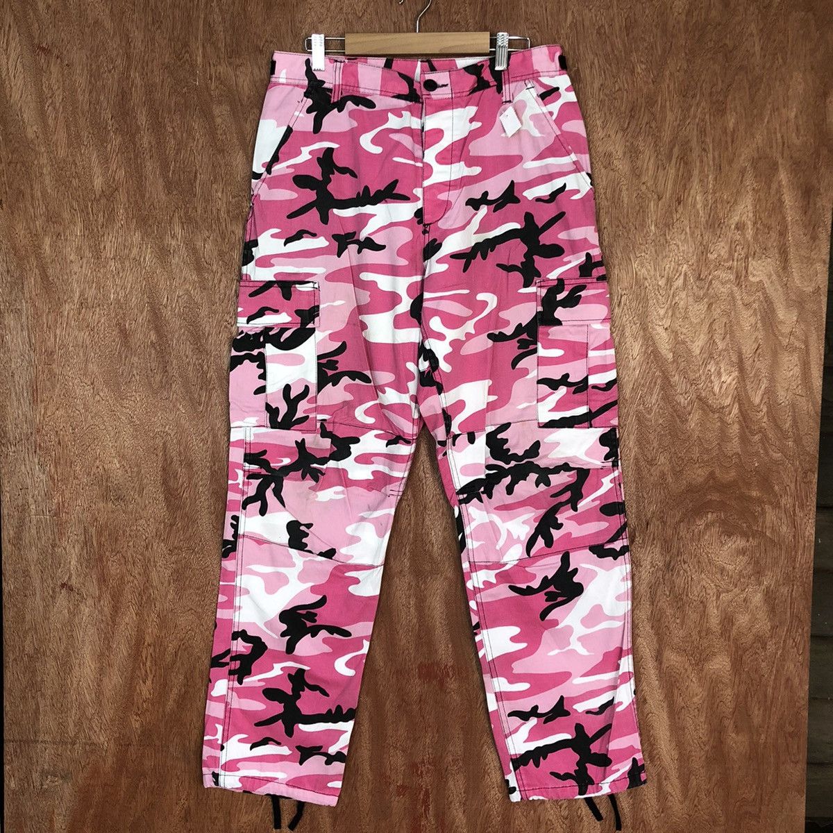 Pink fashion military pants