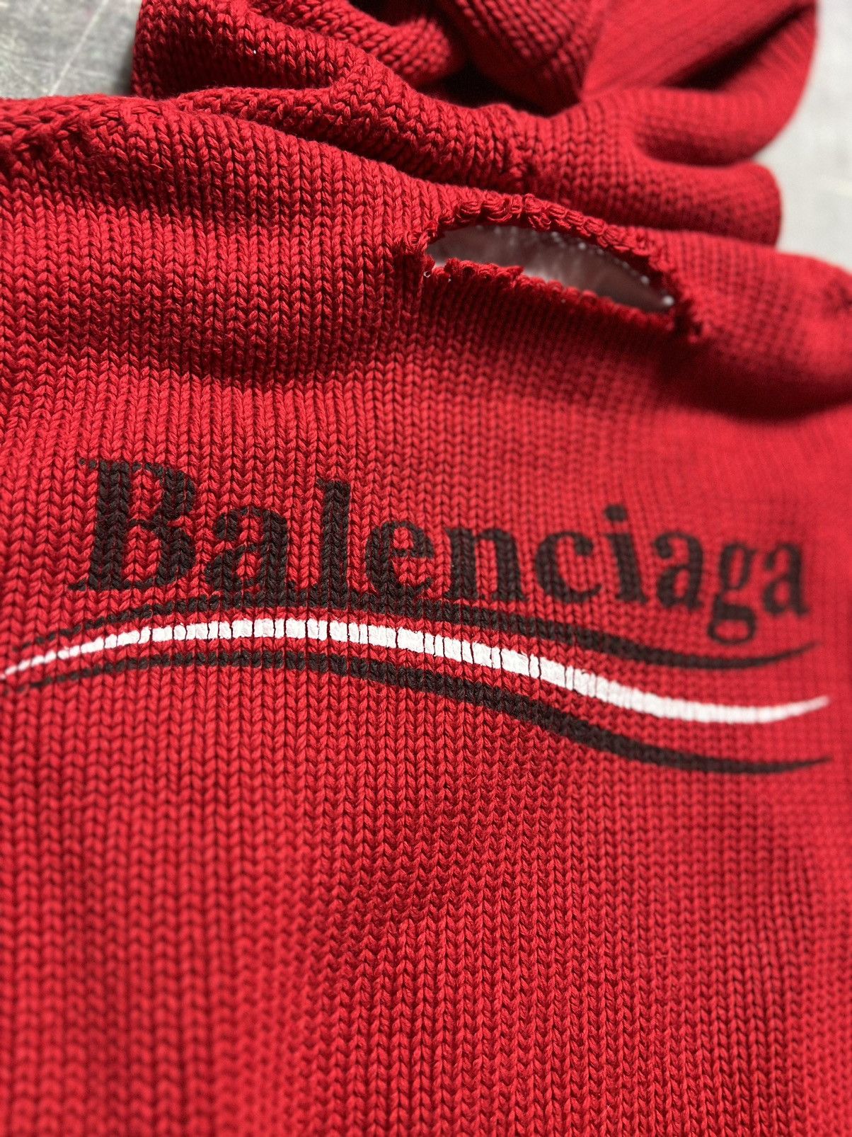 Balenciaga Balenciaga Campaign Destroyed Knitted Sweatshirt Size US L / EU 52-54 / 3 - 12 Thumbnail