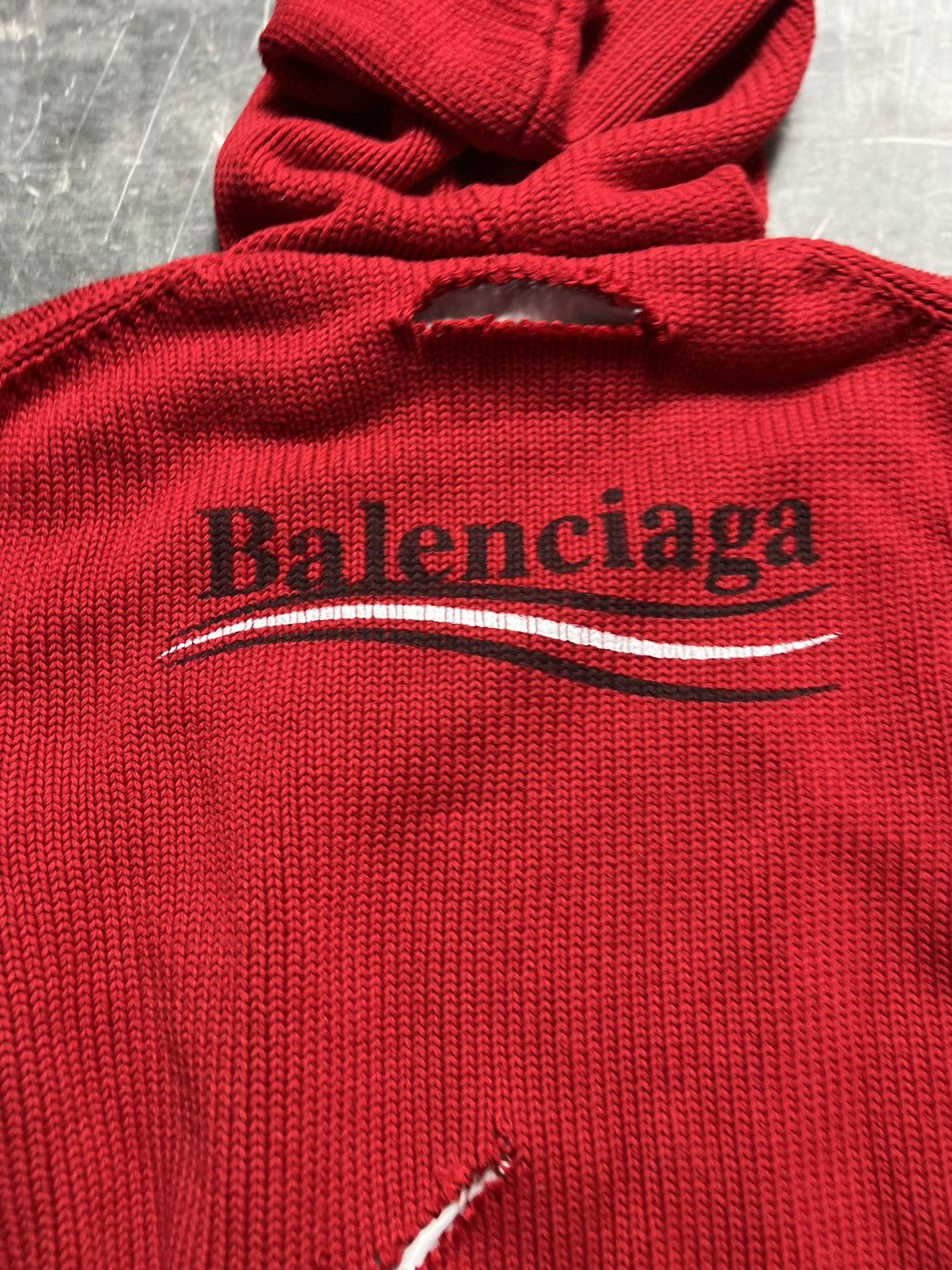 Balenciaga Balenciaga Campaign Destroyed Knitted Sweatshirt Size US L / EU 52-54 / 3 - 11 Thumbnail