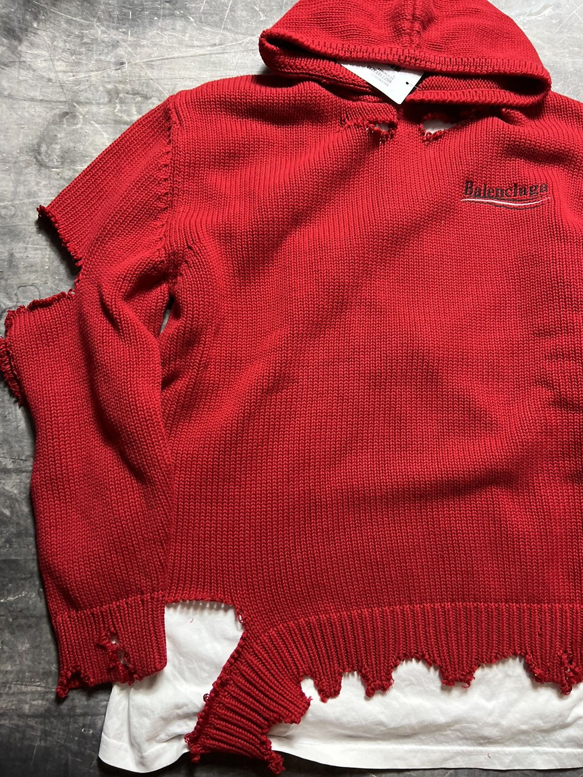 Balenciaga Balenciaga Campaign Destroyed Knitted Sweatshirt Size US L / EU 52-54 / 3 - 3 Thumbnail