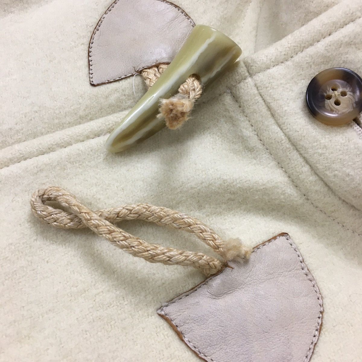 Issey Miyake I.S By Issey Miyake Cream Duffle Coat Size US M / EU 48-50 / 2 - 10 Thumbnail