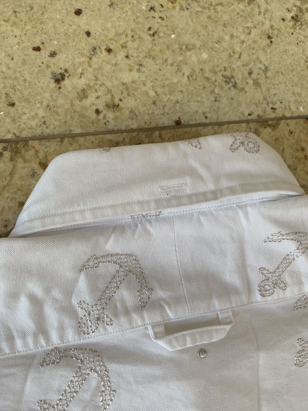 Thom Browne Anchor Embroidered Button Up in White Size US S / EU 44-46 / 1 - 13 Thumbnail