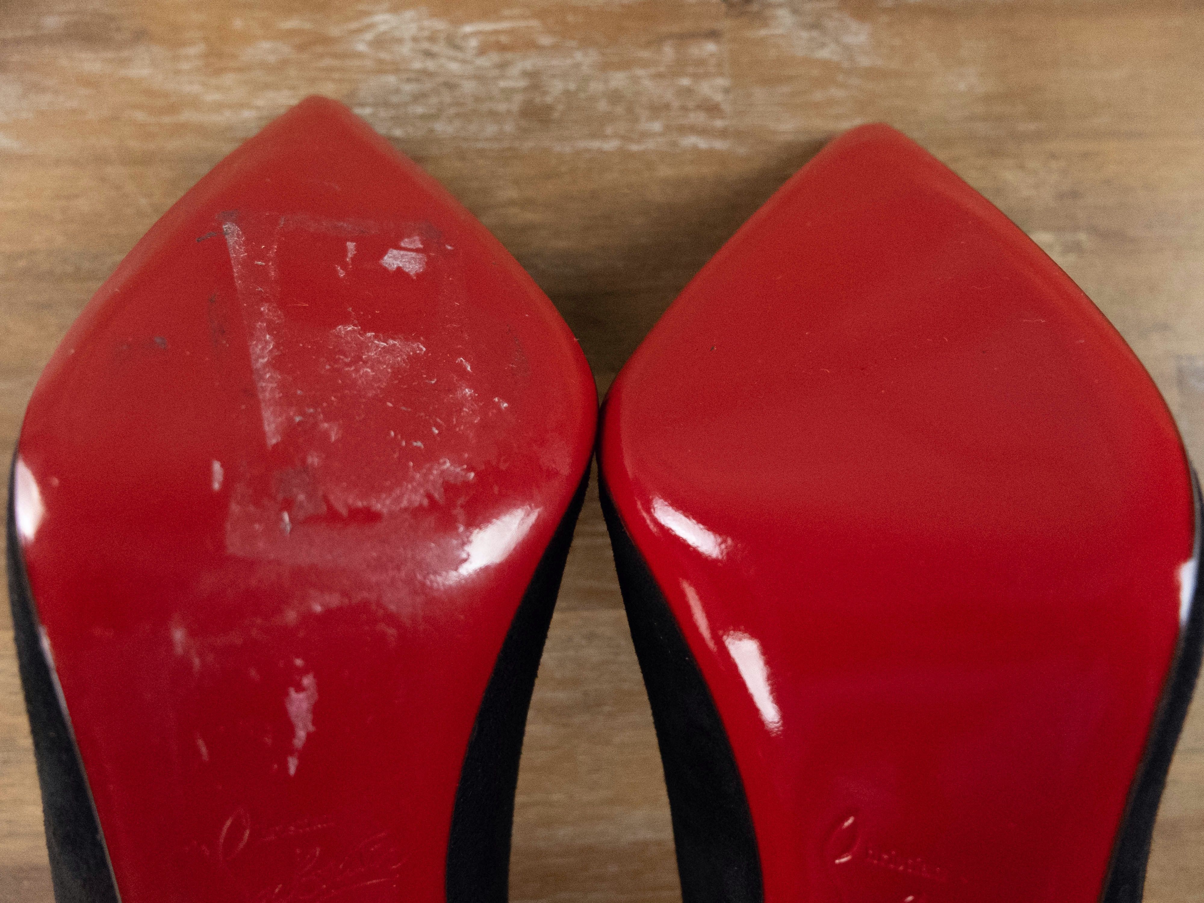 Christian Louboutin CHRISTIAN LOUBOUTIN So Kate black suede pumps stiletto 5 35 Size US 5 / IT 35 - 8 Thumbnail