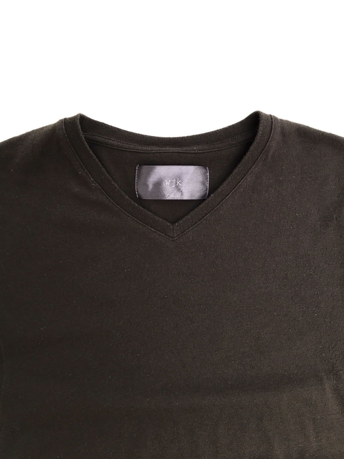 wjk Made In Japan Military Wjk V Neck Plain Tee Size US S / EU 44-46 / 1 - 3 Thumbnail