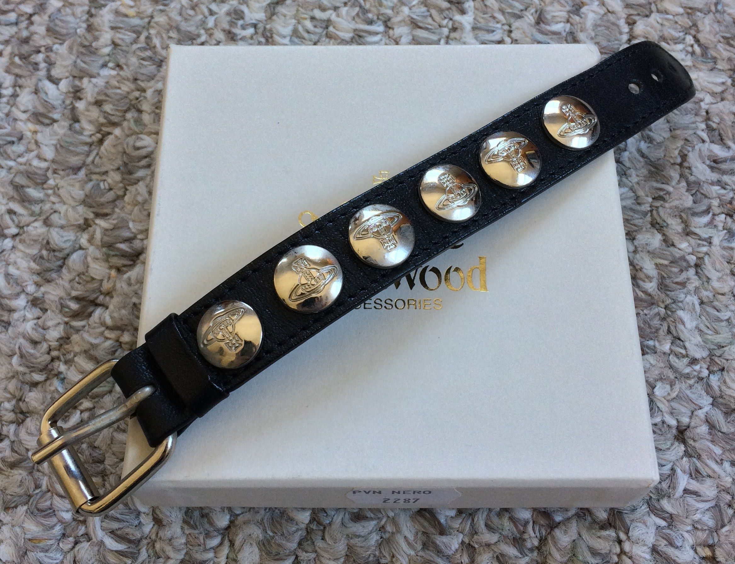 Vivienne Westwood S/S 2003 Vivenne Westwood Studded Leather Orb Bracelet +box Size ONE SIZE - 1 Thumbnail