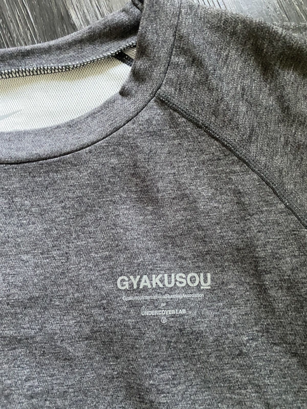 Gyakusou 2010 First Generation Bonded Zipper Short sleeve Size US L / EU 52-54 / 3 - 2 Thumbnail