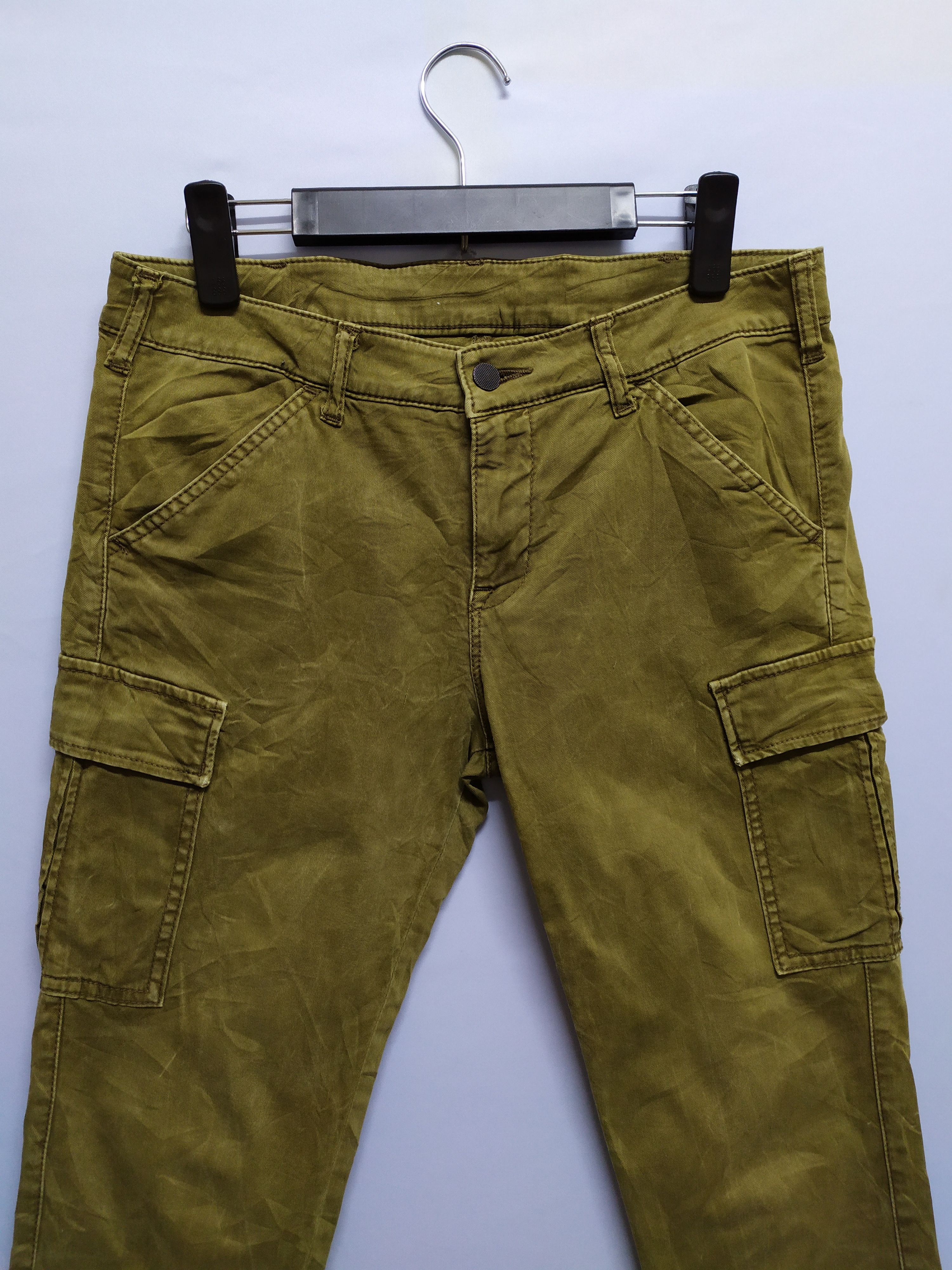 Uniqlo Uniqlo Streetwear Cargo Pants Multipocket tactical Size US 29 - 9 Preview