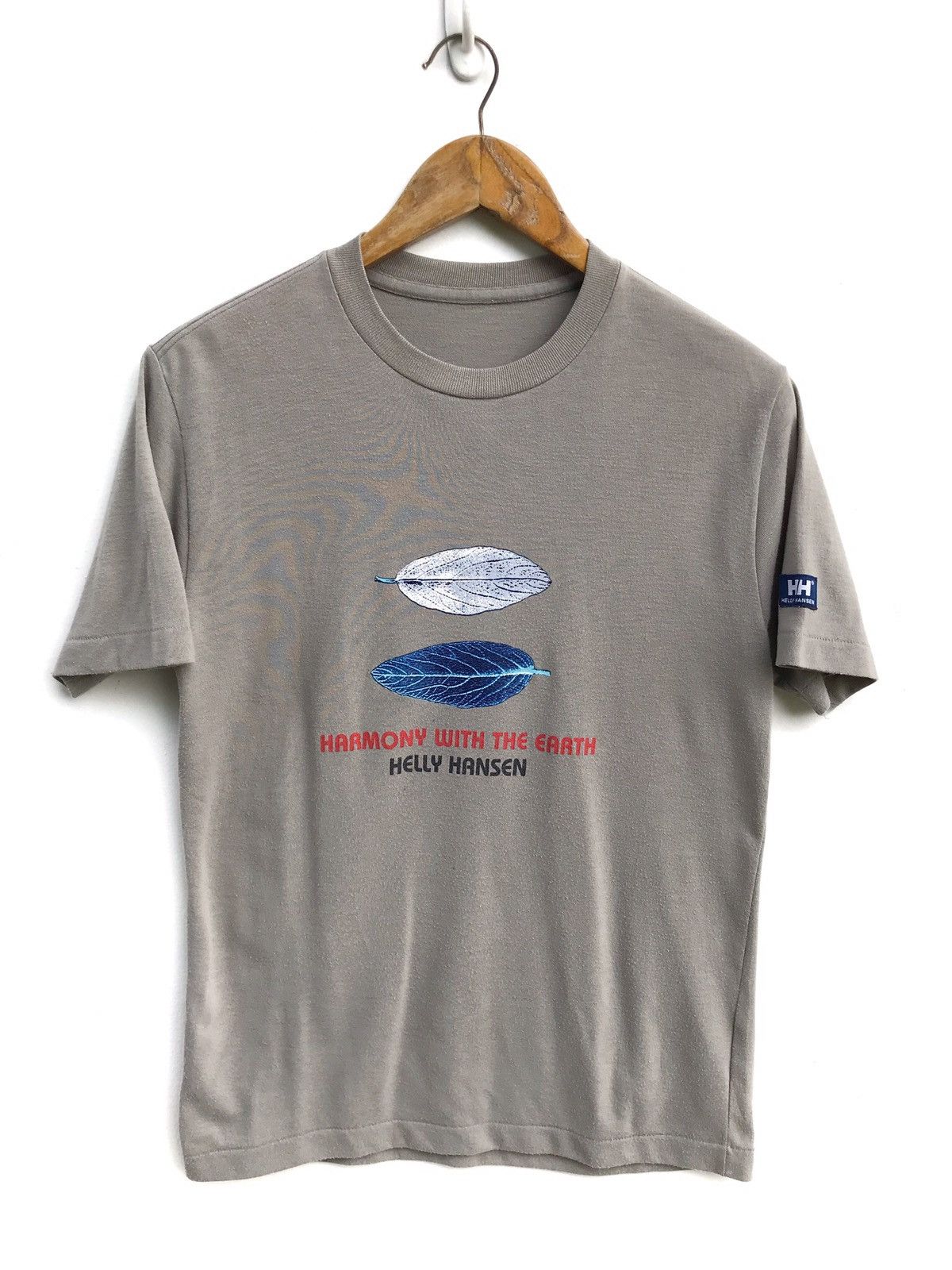 Helly Hansen Vintage Helly Hansen Harmony With The Earth Print Tee Size US S / EU 44-46 / 1 - 1 Thumbnail