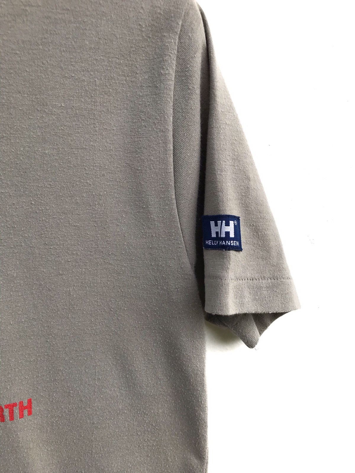 Helly Hansen Vintage Helly Hansen Harmony With The Earth Print Tee Size US S / EU 44-46 / 1 - 4 Thumbnail