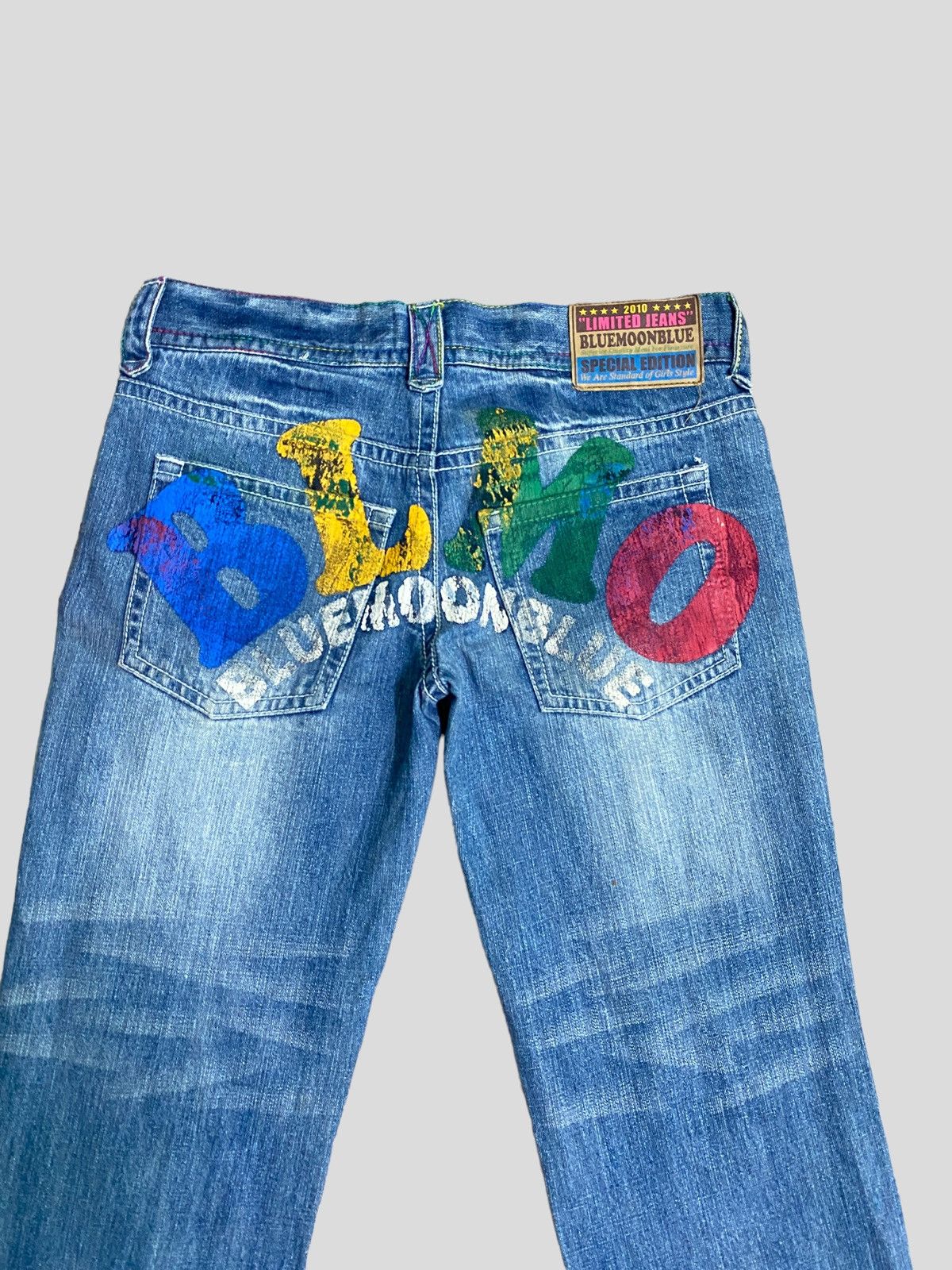 Designer × Japanese Brand × Vintage VINTAGE BLUE MOON BLUE SPELL OUT PATCHES LOW RISE DENIM Size US 31 - 9 Thumbnail