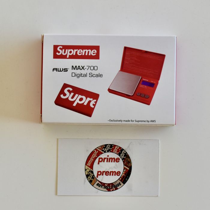 AWS MAX-700 Digital Scale - fall winter 2018 - Supreme