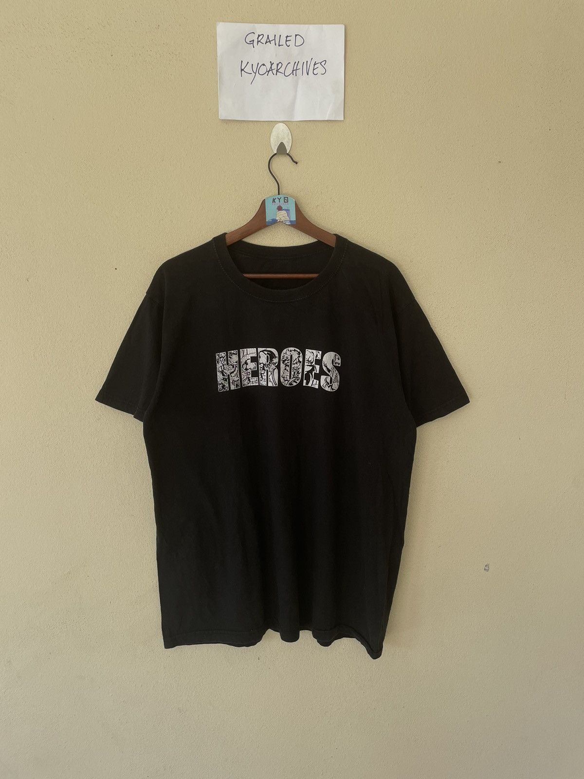 Japanese Brand × Vintage VINTAGE JAPANESE HEROES SPELL OUT TEE Size US M / EU 48-50 / 2 - 1 Thumbnail