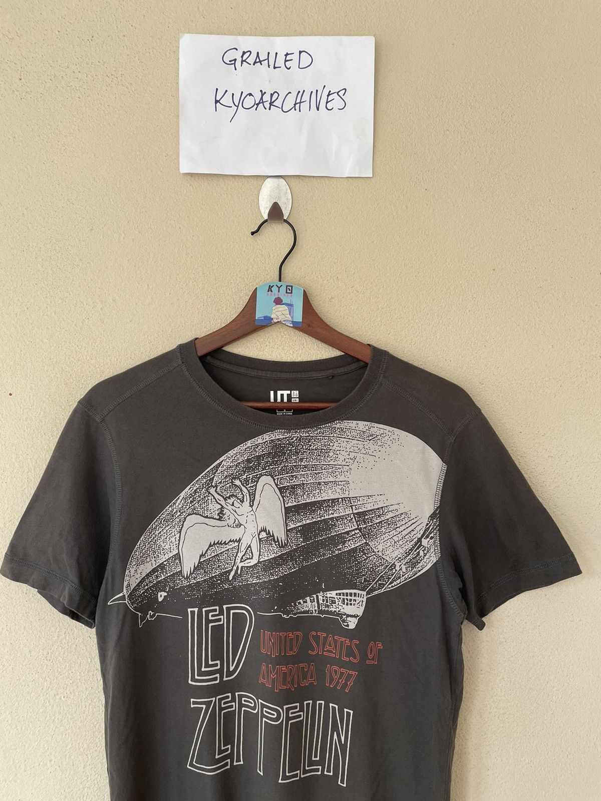 Band Tees × Led Zeppelin × Uniqlo LED ZEPPELIN x UNIQLO TEE Size US S / EU 44-46 / 1 - 3 Thumbnail