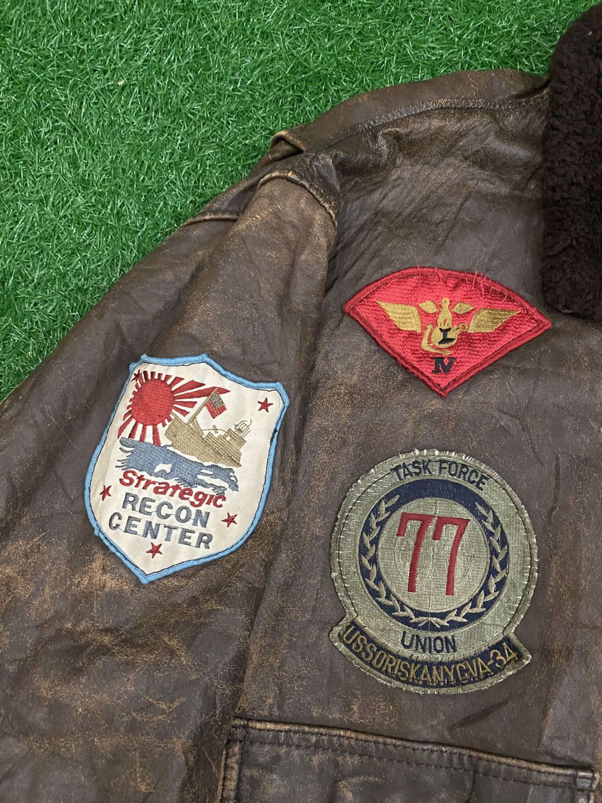 Vintage Vintage Rare Airborne US. Army Top Gun Bomber jacket Size US L / EU 52-54 / 3 - 4 Thumbnail