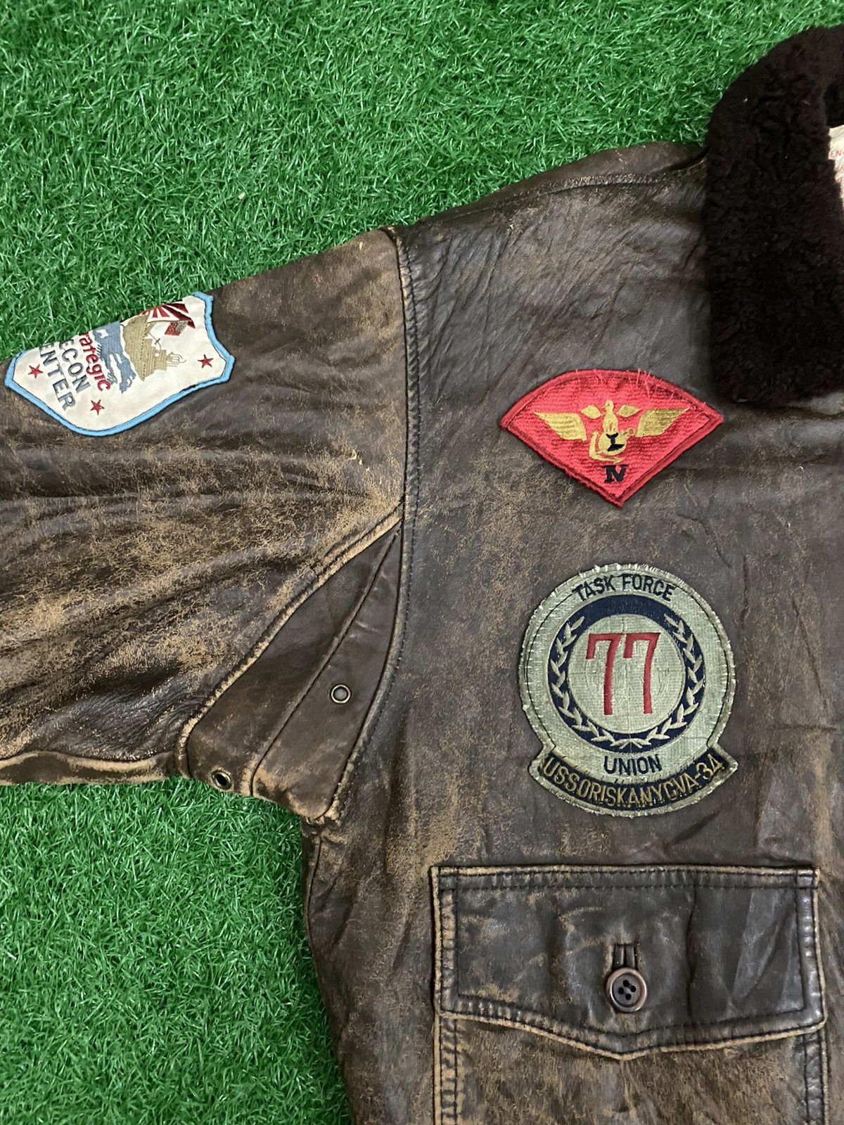 Vintage Vintage Rare Airborne US. Army Top Gun Bomber jacket Size US L / EU 52-54 / 3 - 6 Thumbnail