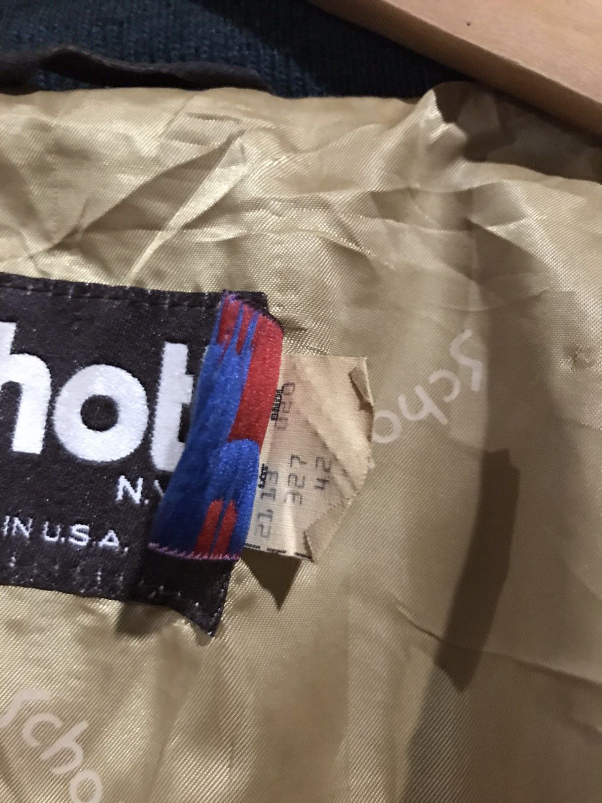 Schott 🔥Vintage Schott leather bomber jacket Size US L / EU 52-54 / 3 - 9 Thumbnail