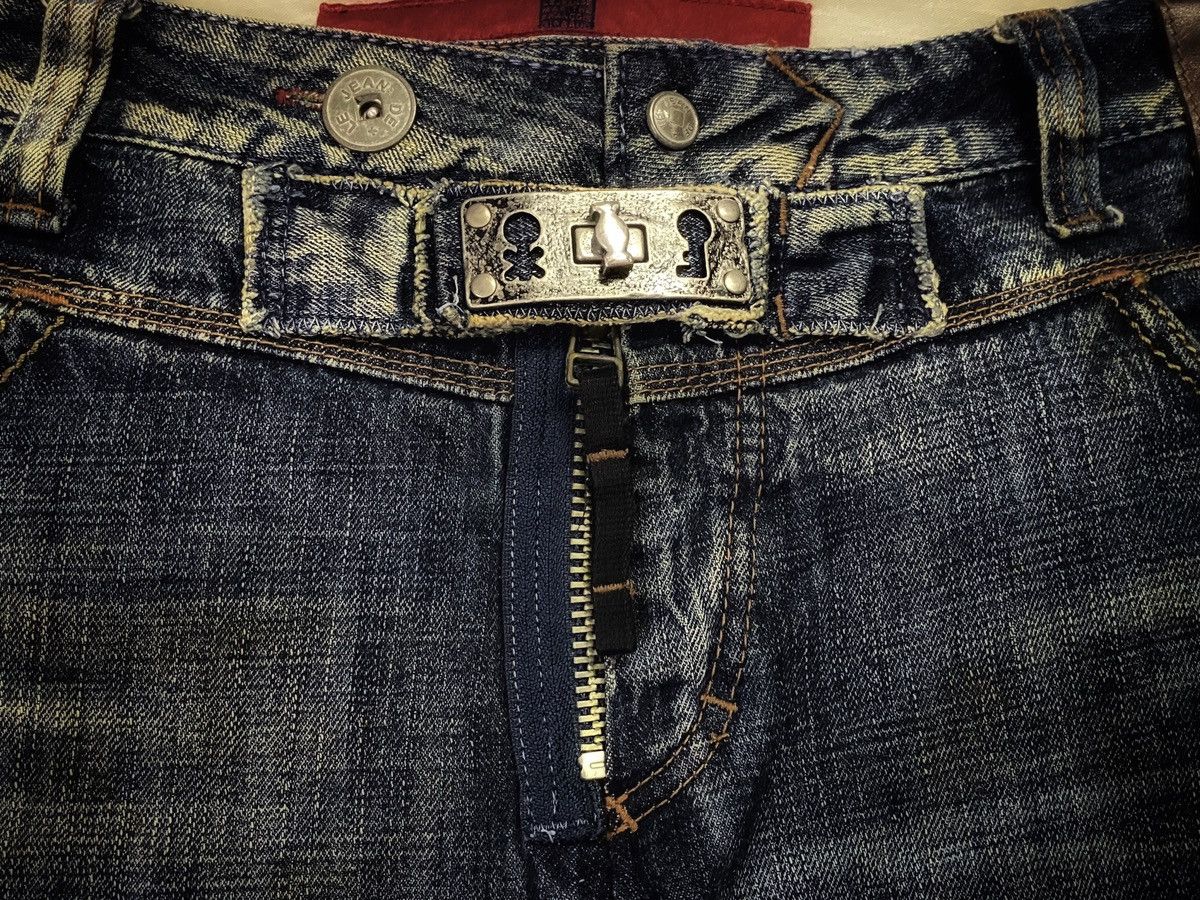 Japanese Brand Marithe Francois Girbaud Baker Ripped Distressed Denim Pants Size US 36 / EU 52 - 17 Thumbnail