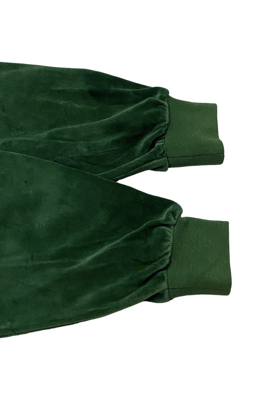 Vintage × Yves Saint Laurent Rare!!Vintage YvesSaintLaurent Velvet Embroidered Sweatshirt Size US M / EU 48-50 / 2 - 19 Thumbnail