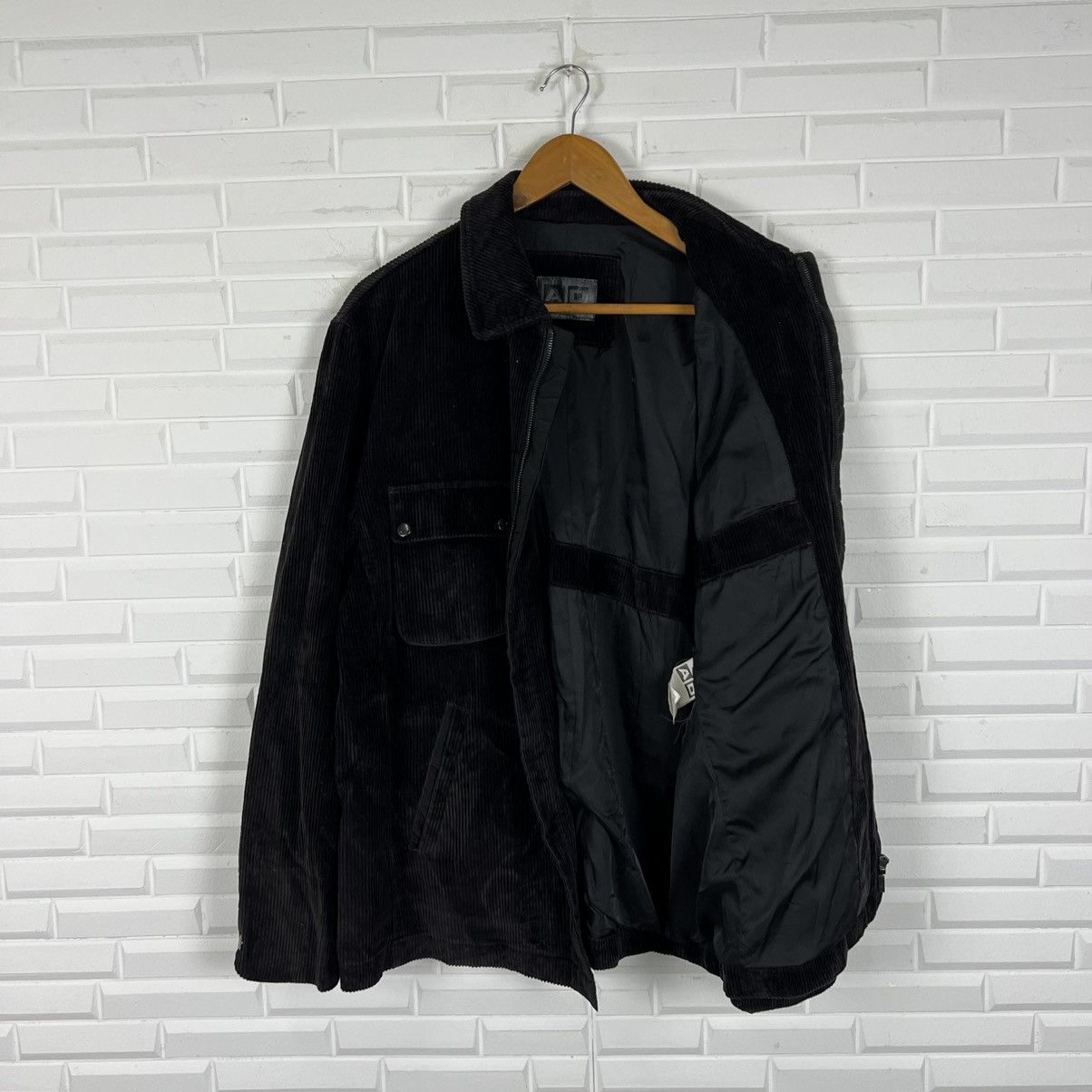Adolfo Dominguez × Designer CORDUROY JACKET MULTI POCKET ADOLFO DOMINGUEZ SIZE 50 Size US M / EU 48-50 / 2 - 9 Thumbnail