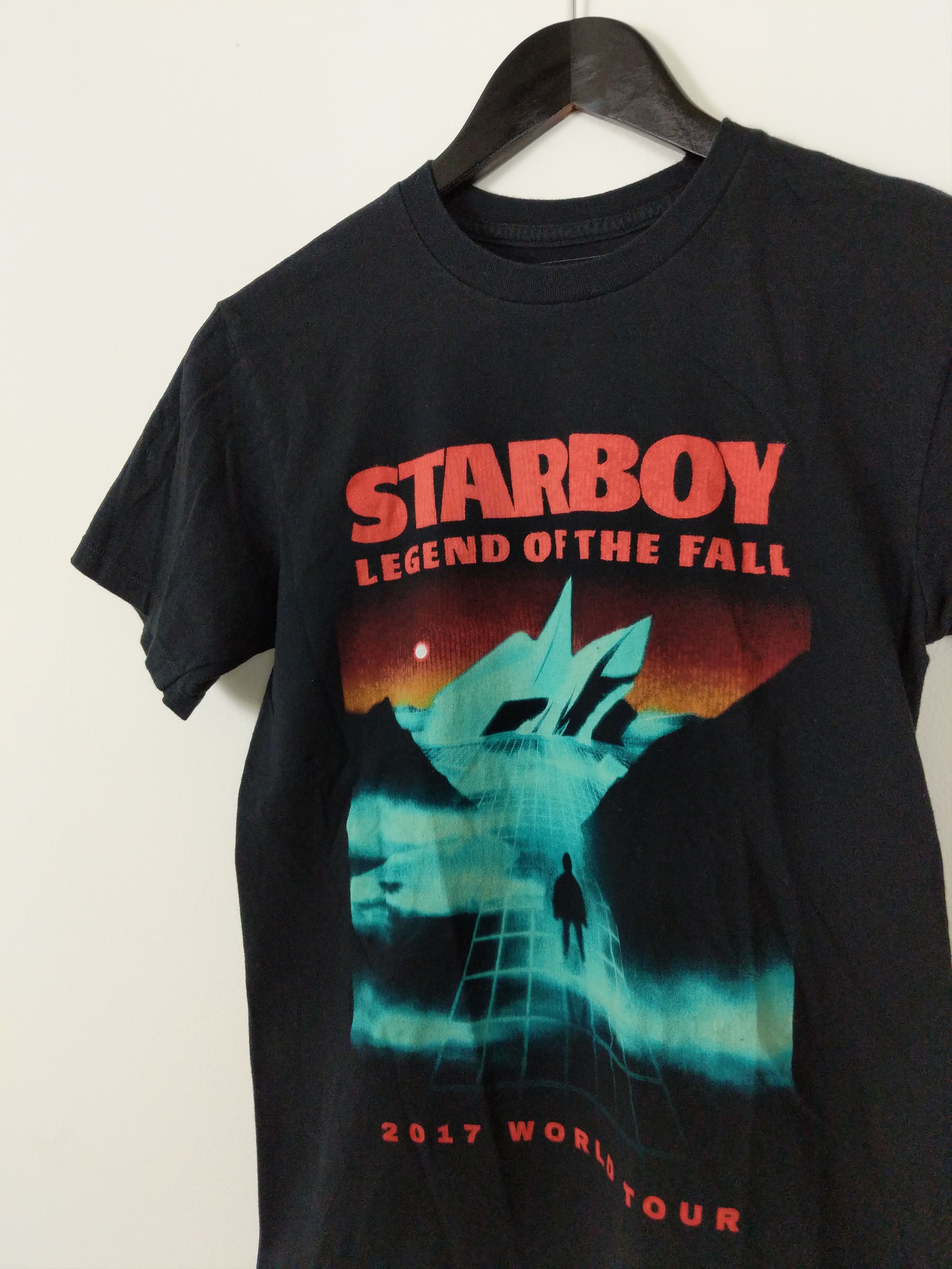Band Tees 2017 The Weeknd Starboy Legend of The Fall Tour Tee Size US S / EU 44-46 / 1 - 3 Thumbnail