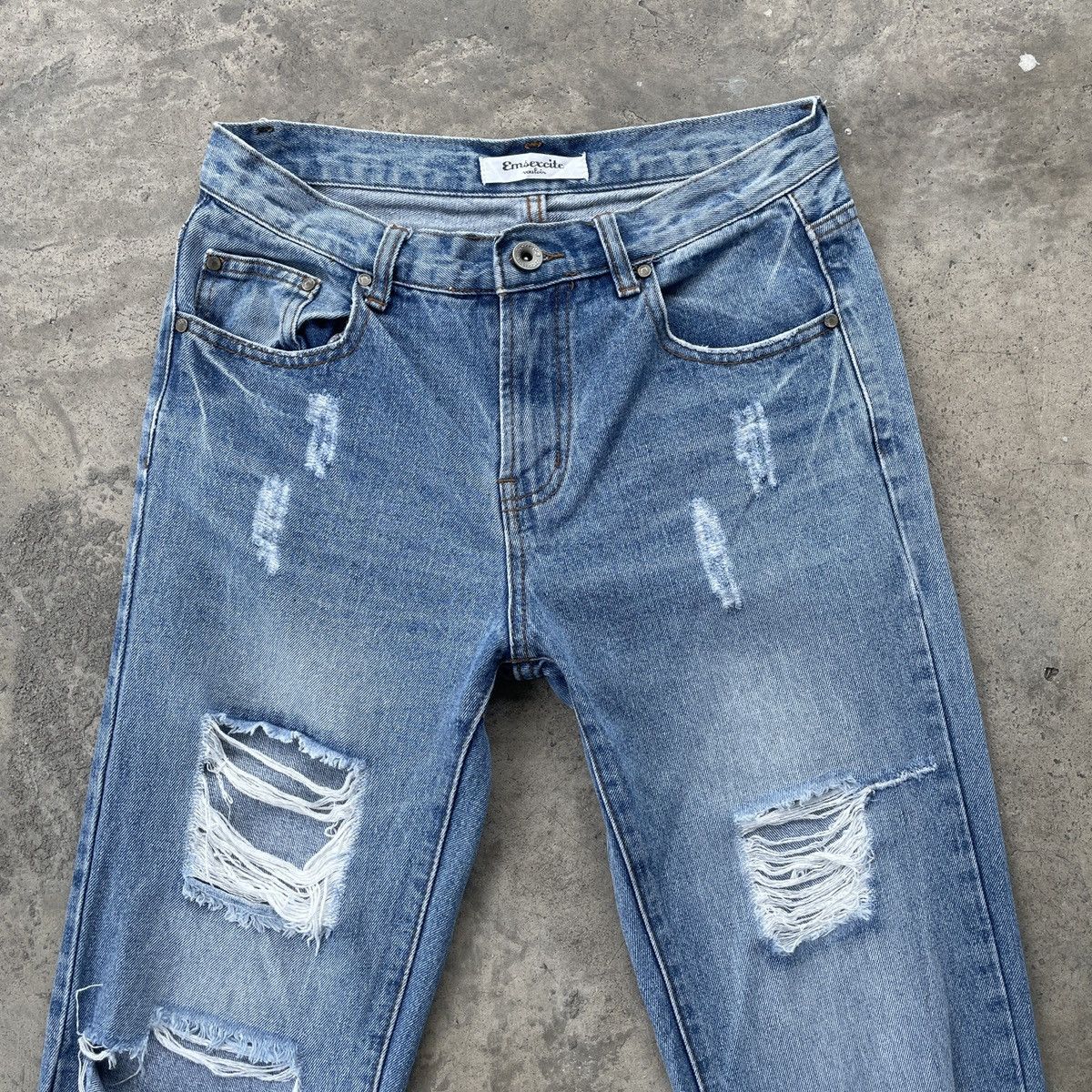 Japanese Brand Vintage Emsexcite Distressed Jeans Denim Pants 28x28 Size US 28 / EU 44 - 2 Thumbnail