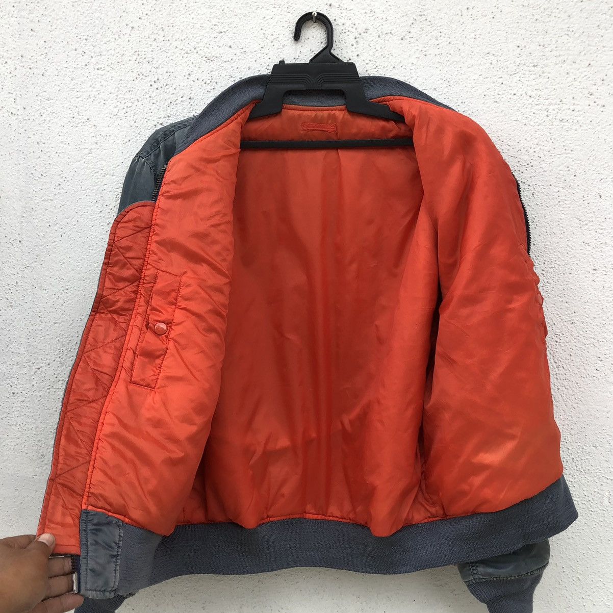 Vintage Vintage Uniqlo Sun Faded Ma-1 Bomber Jacket Size US XL / EU 56 / 4 - 10 Thumbnail