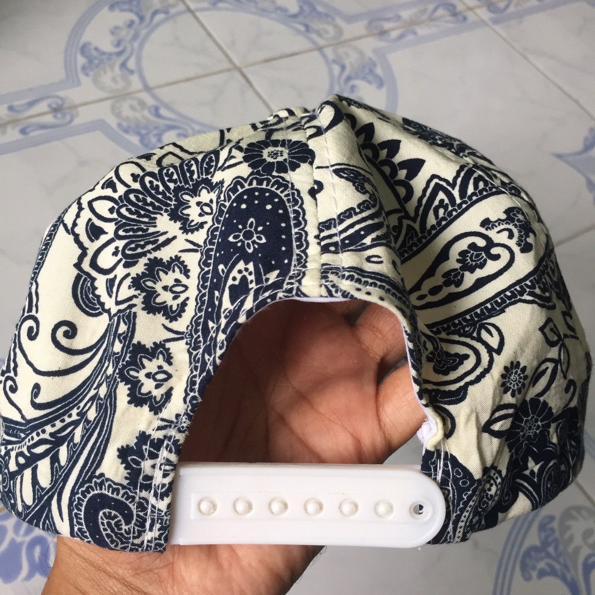 BLANKNYC NYC Bandana Kerchief Paislee Style Cap Hat Size ONE SIZE - 6 Thumbnail