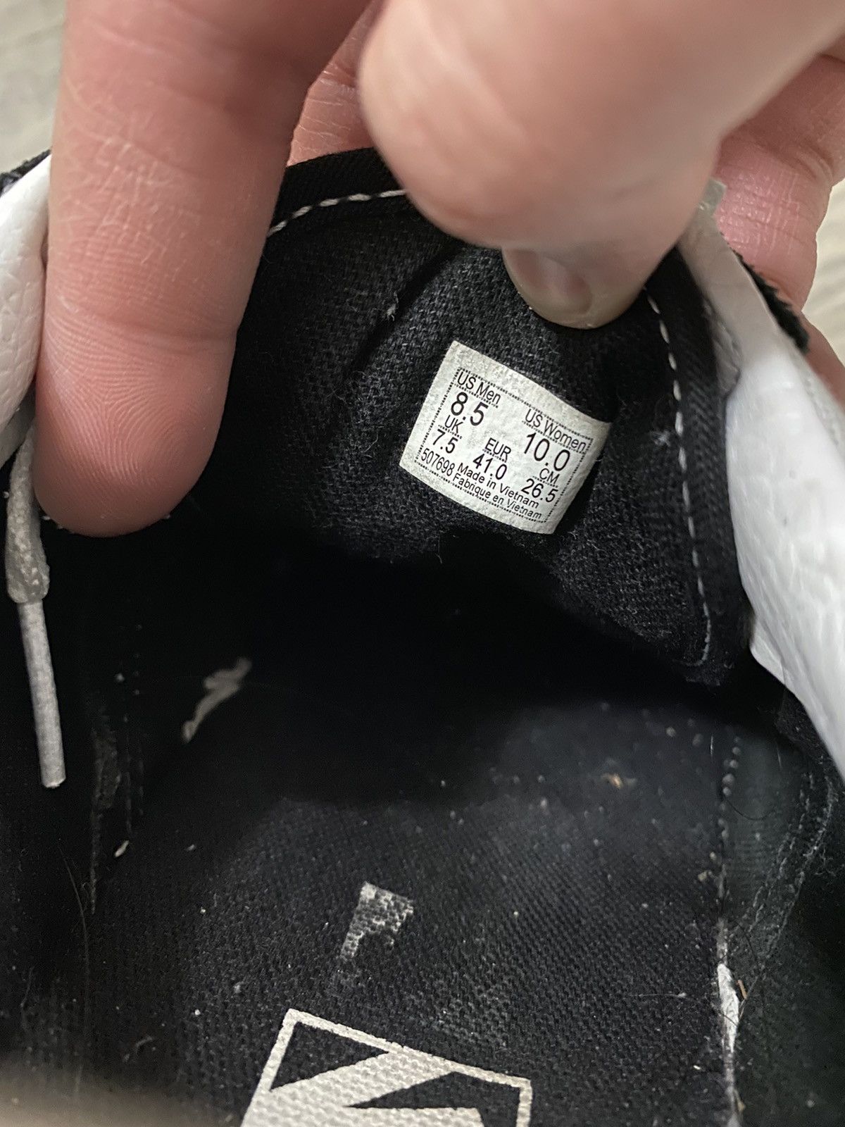 Vans Vans Old School ‘Flame Black White’ Size US 8.5 / EU 41-42 - 8 Thumbnail