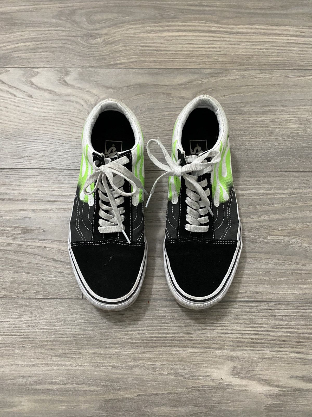 Vans Vans Old School ‘Flame Black White’ Size US 8.5 / EU 41-42 - 3 Thumbnail