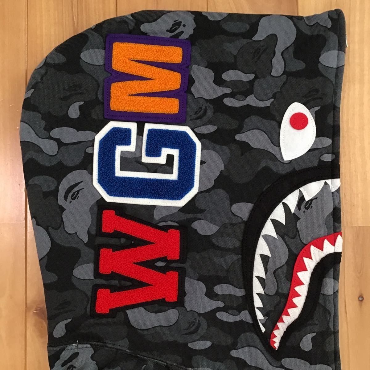 Bape 2008 Aoyama city camo Shark full zip Hoodie BAPE Size US L / EU 52-54 / 3 - 3 Thumbnail