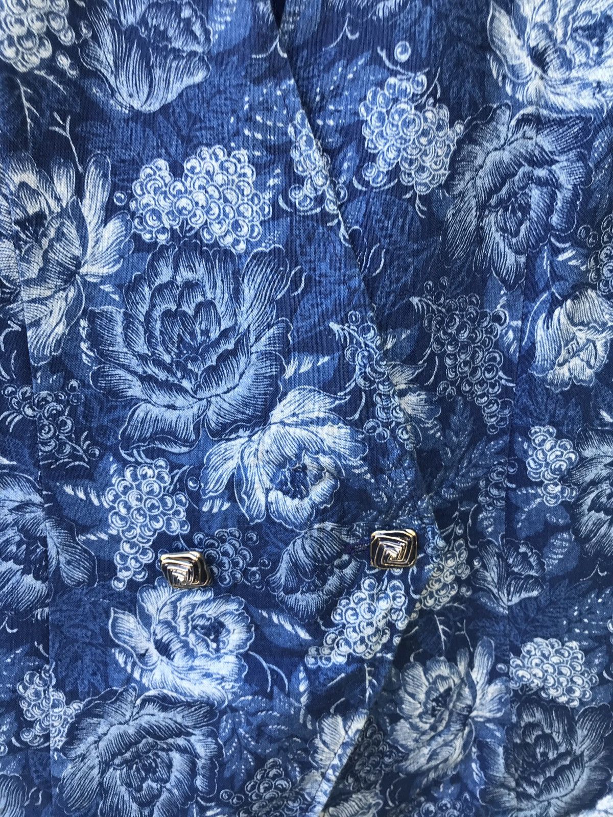Handmade × Japanese Brand Japanese Handmade Floral Blue Button Light Jacket Size US S / EU 44-46 / 1 - 4 Thumbnail