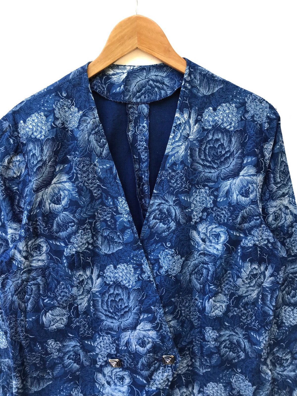 Handmade × Japanese Brand Japanese Handmade Floral Blue Button Light Jacket Size US S / EU 44-46 / 1 - 3 Thumbnail