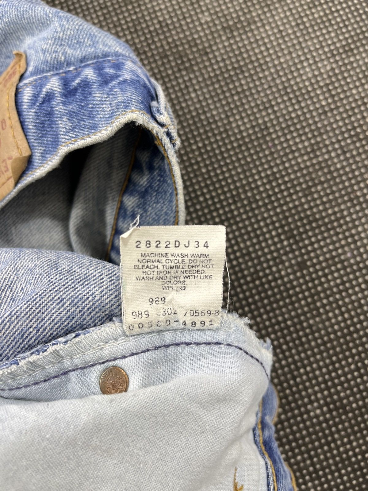 Levi's Vintage Levi’s 560 Stone Wash Jeans - J514 Size US 37 - 10 Thumbnail