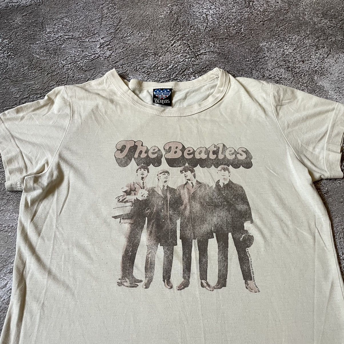 Vintage Vintage 90s Band Graphic Tee Sun Faded Grunge Skate Boxy S Size US S / EU 44-46 / 1 - 5 Thumbnail