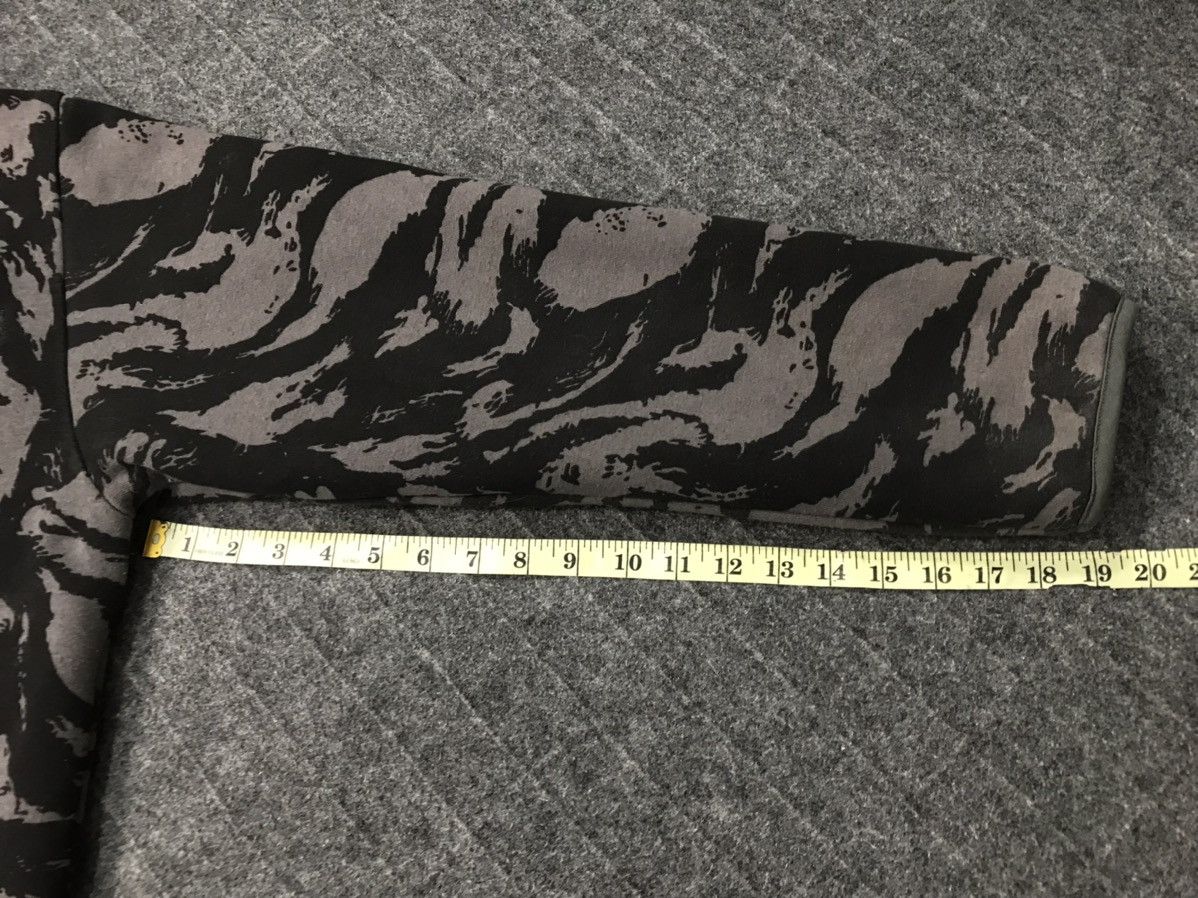 Japanese Brand Vintage Power to the people Camouflage Zipper Jacket Size US L / EU 52-54 / 3 - 19 Thumbnail
