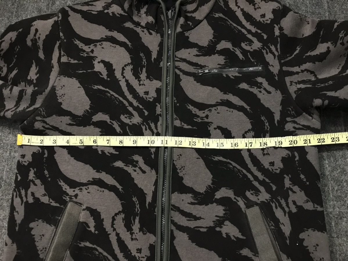 Japanese Brand Vintage Power to the people Camouflage Zipper Jacket Size US L / EU 52-54 / 3 - 17 Thumbnail
