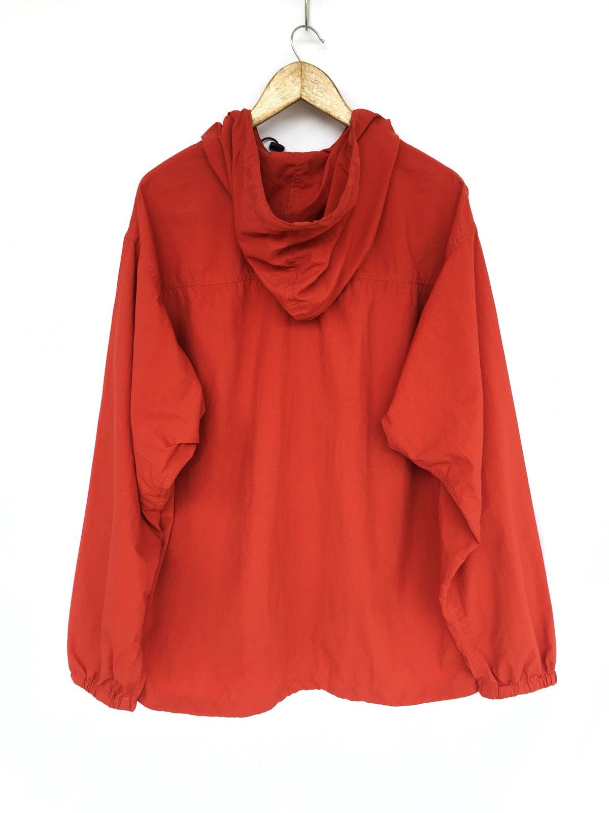 Montbell Montbell Red Hoodie Oversized Zipper Jacket Size US L / EU 52-54 / 3 - 7 Thumbnail
