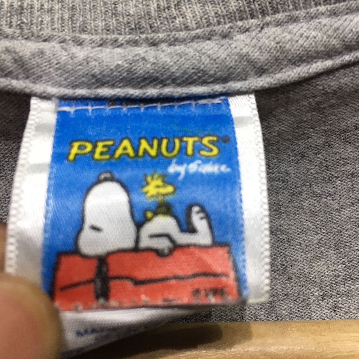 Cartoon Network Vintage Y2K Snoopy Peanuts ERD GRUNGE THRASHED FADED TEE Size US XL / EU 56 / 4 - 5 Thumbnail